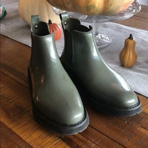 Hunter Green Sam Edelman Chelsea boots